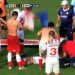 Zagueiro desmaia no gramado aos 32 do primeiro tempo