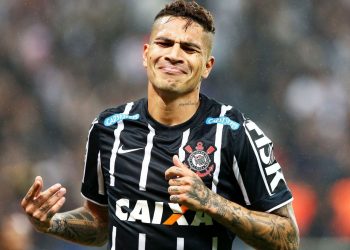 Guerrero deve jogar mais duas partidas com a camisa corintiana