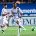 Ronaldinho marcou, de falta, o segundo gol do Querétaro no jogo