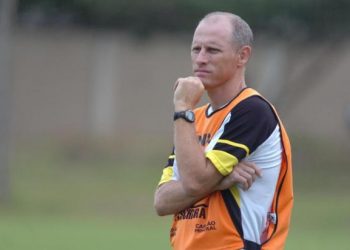Sílvio Criciúma é o novo treinador da Aparecidense