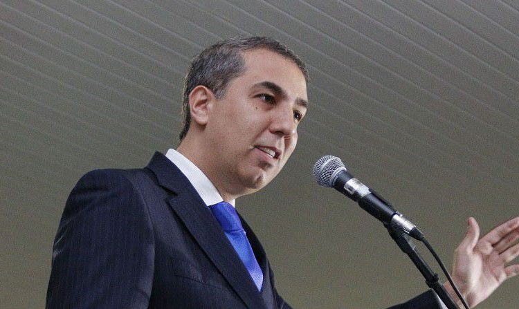 José Eliton leva tiro em Itumbiara
