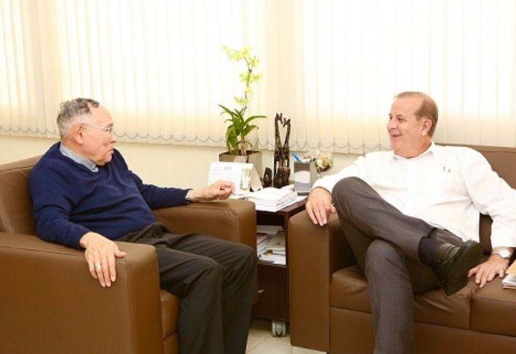 Arcebispo de Goiânia, Dom Washington e o prefeito Paulo Garcia / Foto: Secom Goiânia