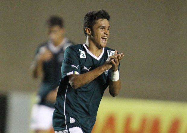 Érik, o garoto problema, está a caminho do futebol europeu / Foto: Goiás Esporte Clube