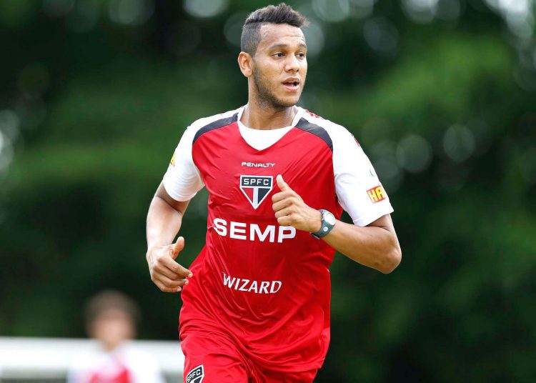 Souza vai jogar no futebol turco