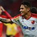 Guerrero com a camisa do Mengão