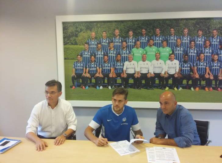 Toloi assina contrato com o Atalanta