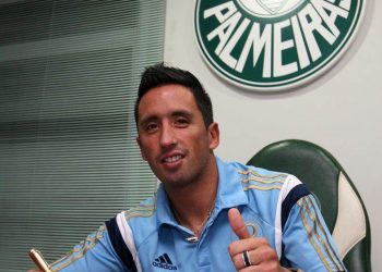 Barrios ainda não marcou com a camisa do clube paulista (Foto: Site Palmeiras)