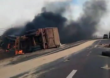 Grave acidente na BR-060 entre 10 veículos (Foto: Reprodução)