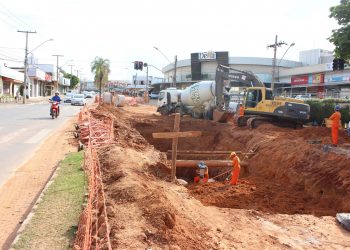 Avenida T-7 deve ficar pronta no final de outubro (Foto: Guilherme Coelho)