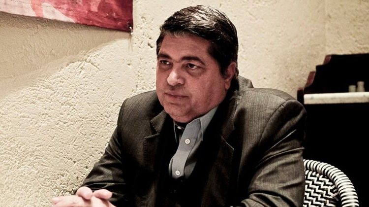 Apresentador vai disputar eleições