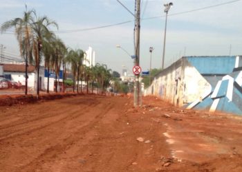 Avenida C-4 (continuação do Corredor T-7). A interdição ocorreu em agosto e a previsão de término era para setembro / Foto: Morgana Kelly