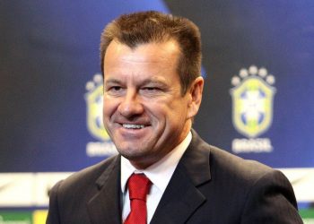 Dunga evitou beber isotônico argentino