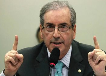 Deputado continua na presidência da Câmara Federal