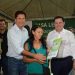 Governador de Goiás Marconi Perillo (PSDB) e prefeito de Aparecida Maguito Vilela (PMDB) na entrega de 500 escrituras no Jardim Tiradentes (Foto: Mantovani Fernandes)