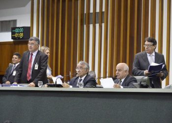 Projeto segue para segunda votação (Foto: Alego)