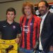 Lugano (ao centro) com a camisa do Cerro Porteño