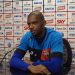 Marcos diz que admira o goleiro do Atlético-GO e pega várias dicas (Foto: Pedro Marinho/Rádio 730)