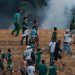 Ações da torcida do Goiás geram punições ao clube (Foto: Reprodução)