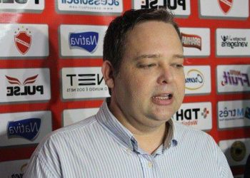 Presidente do Vila Nova Guto Veronez não concorda com multas ao clube (Foto: Reprodução)