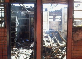 Estudantes disseram à polícia que queriam apenas "zoar" quando incendiaram unidade escolar (Foto: Divulgação/PM)