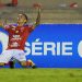 Atacante Moisés fez sucesso no Vila Nova (Foto: Reprodução)