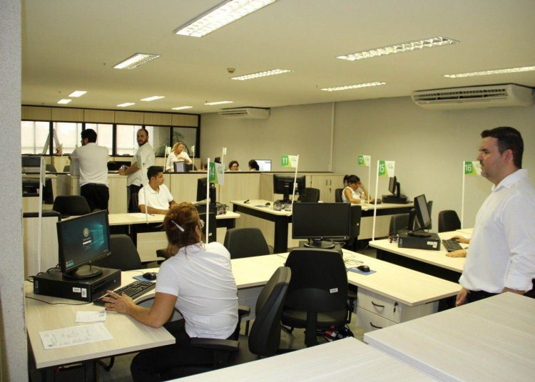 Atende Fácil pretendia agilizar o acesso da população aos serviços (Foto: Edilson Pelikano)
