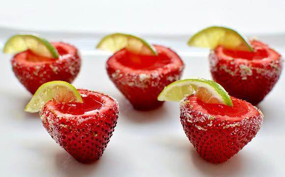 Morango Afrodisíaco com Tequila e Pimenta (Foto: Reprodução)