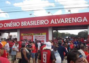 Parte da bilheteria do Vila Nova será penhorada (Foto: Reprodução)