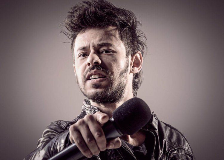 Nando Viana faz parte da line-up do maior festival da América Latina, o Risadaria (Foto: Divulgação)