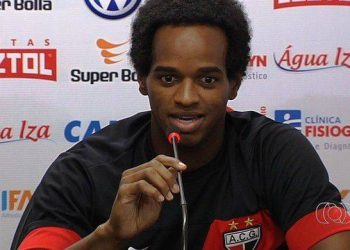 Magno Cruz não quer saber de deixar o Dragão (Foto: Reprodução)