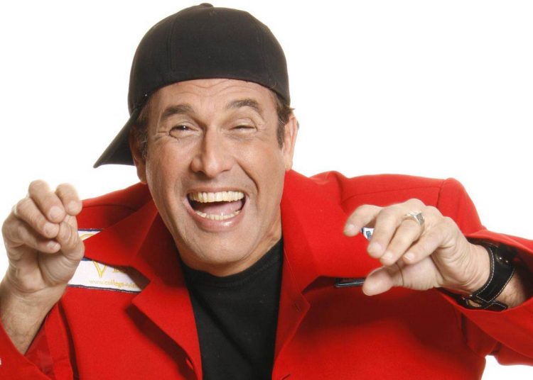 O comediante Sérgio Mallandro conta histórias do seu passado em seu stand up | Foto: Divulgação