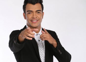 O cantor sertanejo Thiago Brava será entrevistado pela personagem Ada Furadan nesta quarta | Foto: Divulgação