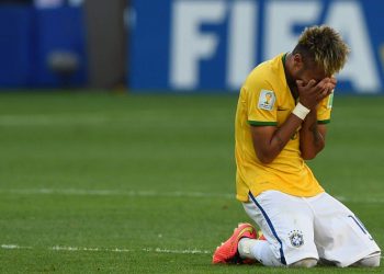 Neymar durante jogo do Brasil contra o Chile pelas oitavas de final na copa do mundo 2014 (Foto: Reprodução/Bruno Domingos / Mowa Press