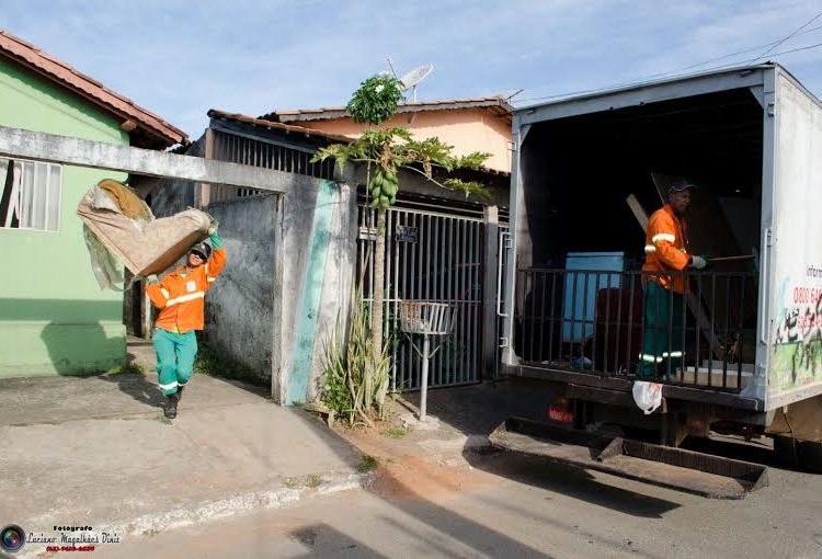 Cata-Treco em Goiânia | Foto: Luciano Magalhães