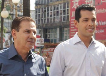 Candidato a prefeito Vanderlan Cardoso e seu vice, Thiago Albernaz (Foto: Divulgação)