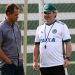 Gilson Kleina e o diretor de futebol Osmar Lucindo | Foto: Rosiron Rodrigues/Goiás