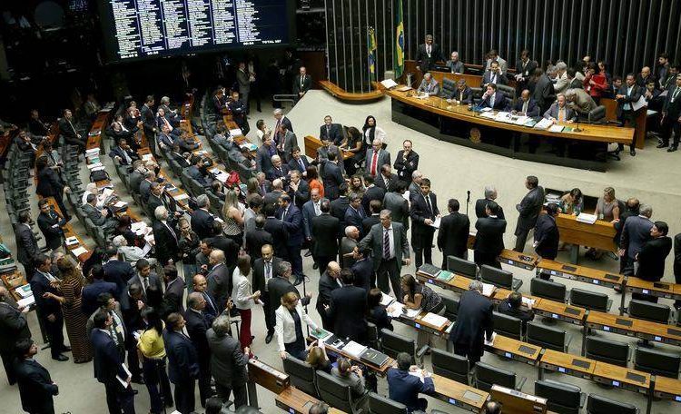 Câmara dos Deputados aprova PEC-241 em segundo turno| Foto: Divulgação