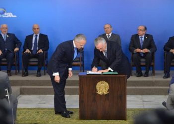 Michel Temer sanciona projeto Crescer Sem Medo| Foto: Divulgação
