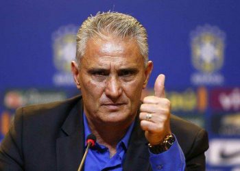 Deuses do futebol aplaudem Titemania (Foto: Reprodução)