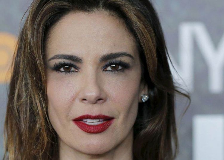 Luciana Gimenez é uma das apresentadoras mais belas da TV brasileira| Foto: Divulgação