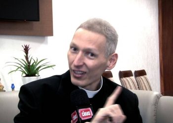 Padre Marcelo lança novo livro em Goiânia| Foto: Divulgação