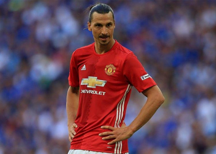 Ibrahimovic preferiu continuar no Manchester do que receber milhões para atuar na China | Foto: Reprodução
