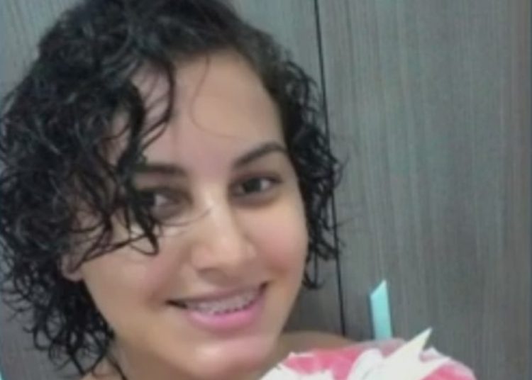 Corpo encontrado em estado de decomposição era da jovem desaparecida| Foto: Reprodução