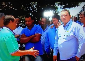Motoristas da Metrobus reclamam que não receberam o ticket de Natal| Foto: Reprodução/TV Anhanguera