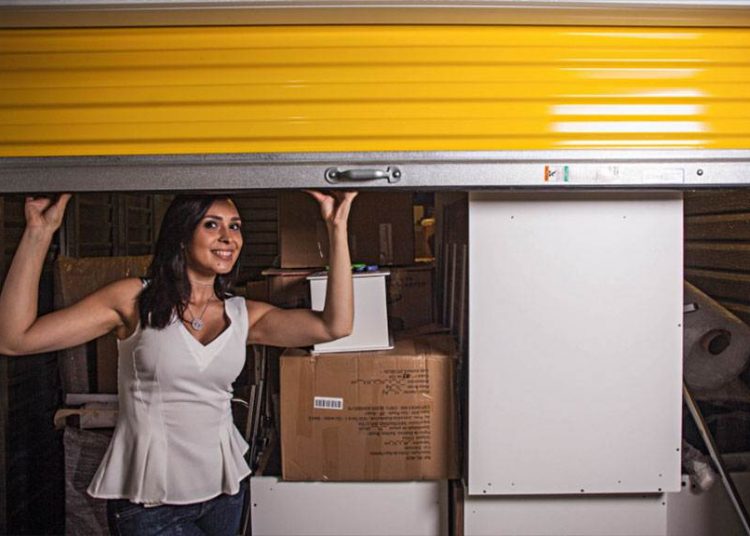 AVANÇO O mercado de self storage não para de crescer: a advogada Priscila Possani aderiu ao aluguel de box há seis meses