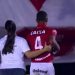 Zagueiro Brunão é consolado ao sair de campo depois de falha determinante para o resultado da partida | Foto: Reprodução