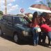 Mulher quebrou a perna ao ser arremessada sobre o capô de carro | Foto: Pablo Rodrigues/Leitor do Folha Z