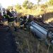 Motorista perdeu o controle do carro e capotou na GO-210 | Foto: Corpo de Bombeiros