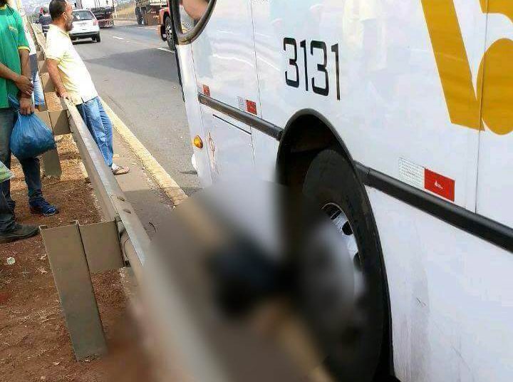 Acidente foi próximo à Ceasa, em Goiânia | Foto: Leitor/WhatsApp