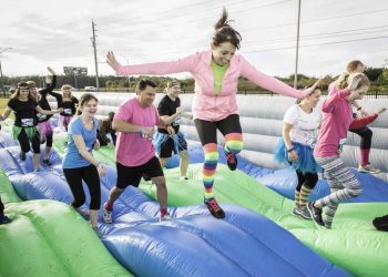 Corrida Insana 5km será realizada em Goiânia | Foto: Insane Inflatable